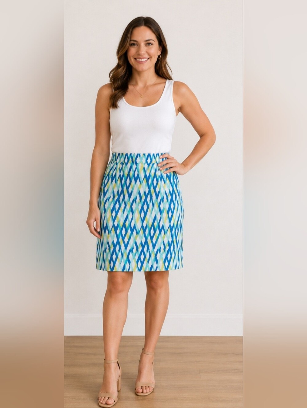 Ann Taylor Colorfull Pencil Skirt. Size US 14. Great Condition. Cotton.
